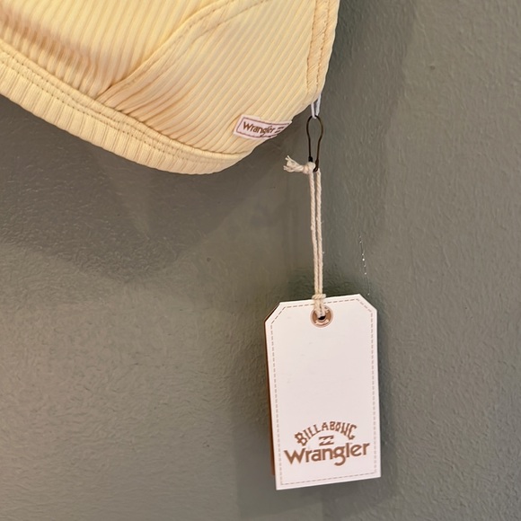 NWT billabong X Wrangler yellow bikini top - Picture 7 of 8